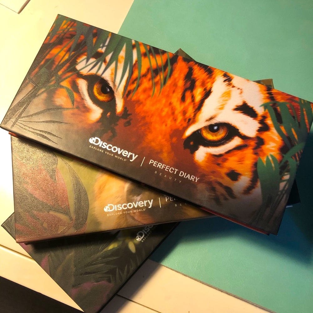 Perfect Diary x DISCOVER eyeshadow palette bundle